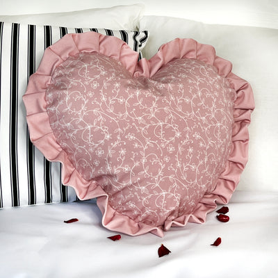 Personalised Initials Wreath Heart Cushion Pink